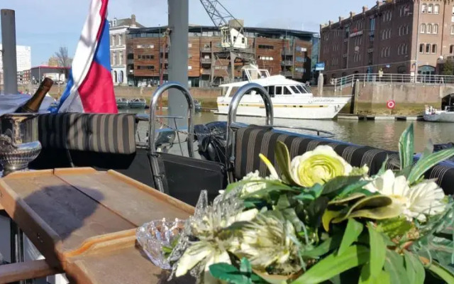 Dutch Yachthotel