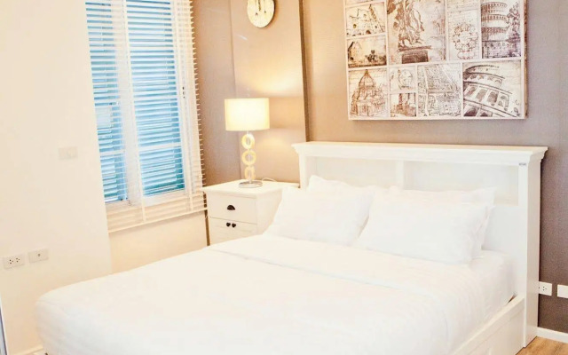 Summer 708 by Huahin Holiday Condo