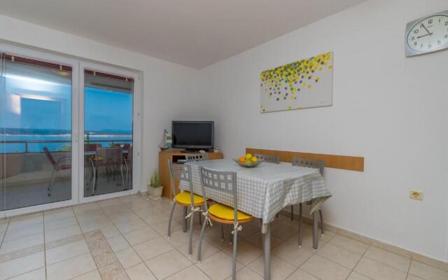 Apartments in Dramalj 41520