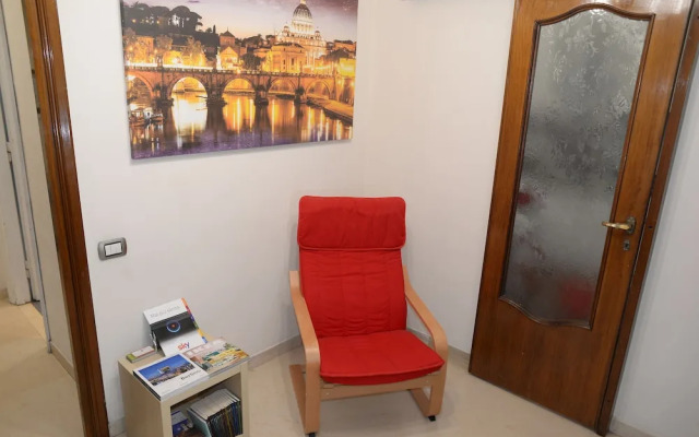 Room in Guest Room - Emilio's Home Triple Room in our Cozy and Comfortable Establishment