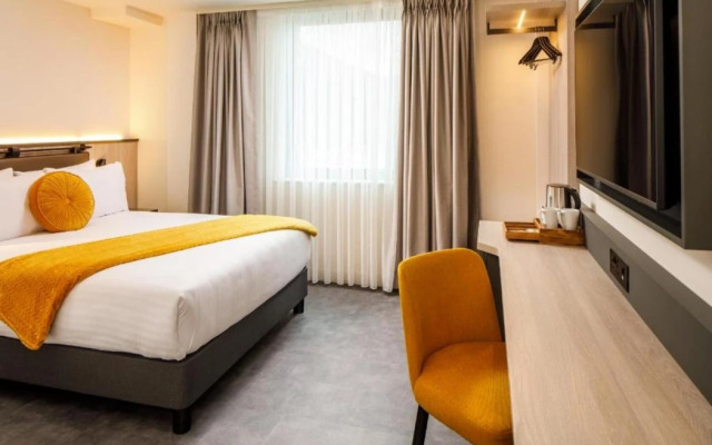 Southgate Hotel London