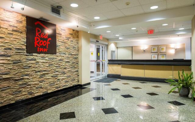 Red Roof Inn & Suites Philadelphia - Bellmawr