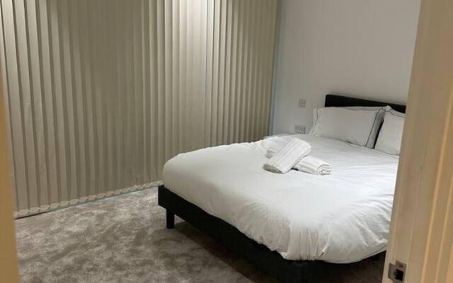 Impeccable 1-bed Apartment in London
