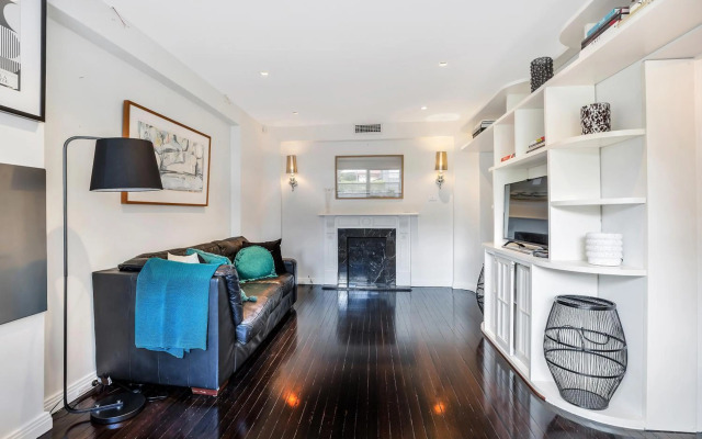 Premium Double Bay 3 bedroom apartment