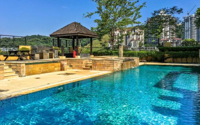 Vibrant Studio at Damansara Perdana