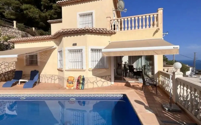 Villa Miraflores Comfortable Holiday Residence