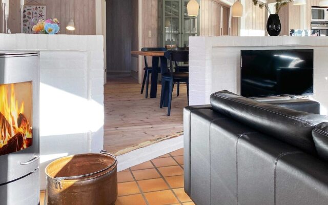 Charming Holiday Home in Henne With Whirlpool