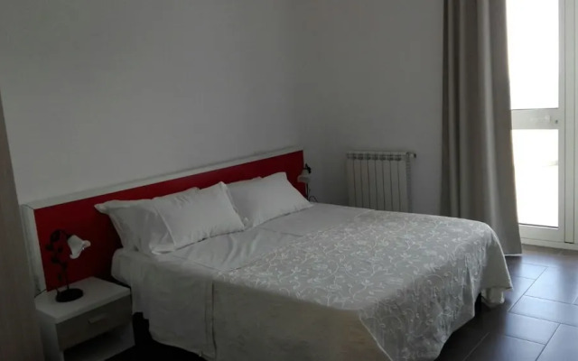 La nave sul mare di Taormina B&B