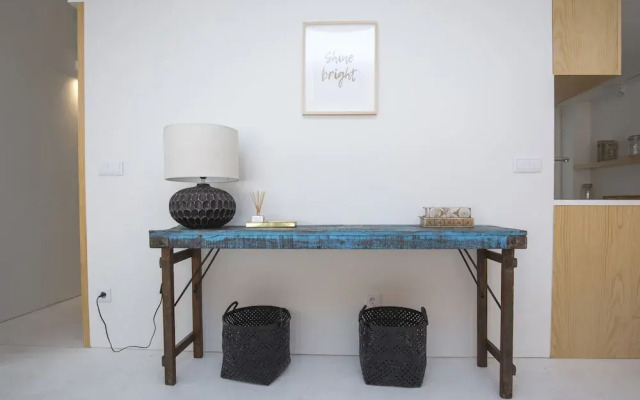 Sbra01 · Hidden Gem Apartment Design · Wifi · Netflix