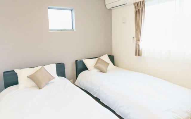 Burikina Terrace – Guest Rooms – Nago