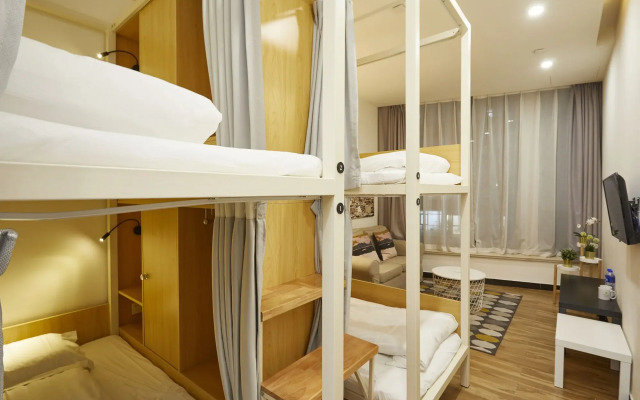 Shanghai Meego Youth Hostel