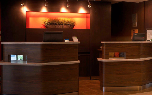 Courtyard by Marriott Memphis Germantown
