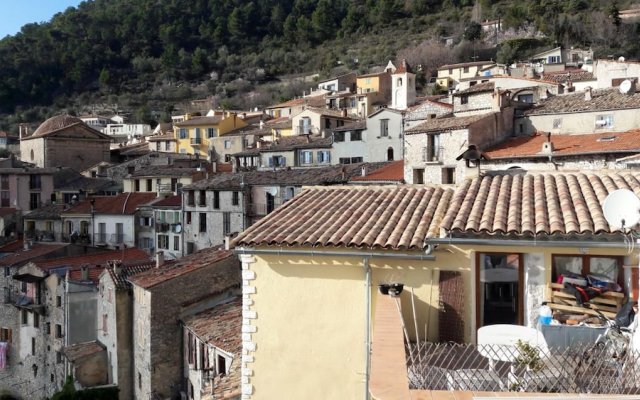 House With one Bedroom in Peille, With Wonderful sea View, Enclosed Ga
