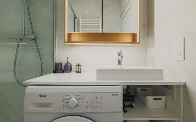 Charming Apartment-1br-3p-ternes
