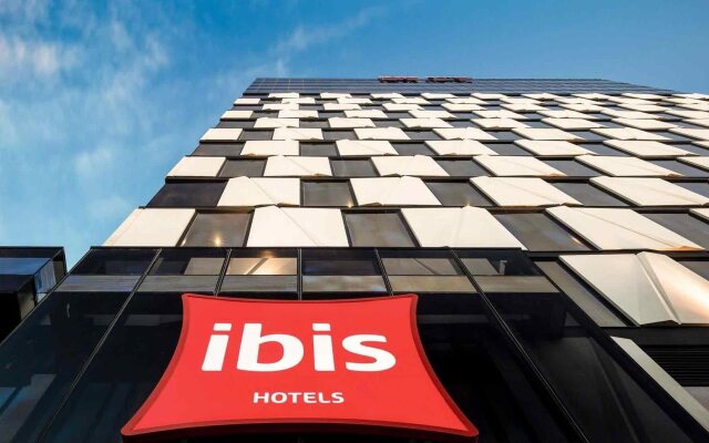 ibis Adelaide