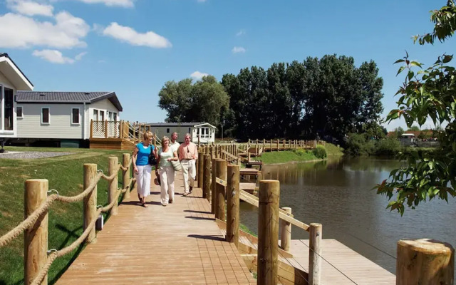 Luxury 3 Bed Caravan Lakes - Haven Site