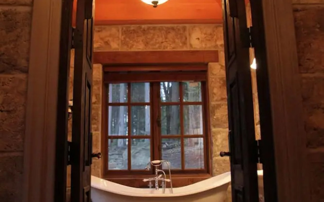 Stone Hearst
