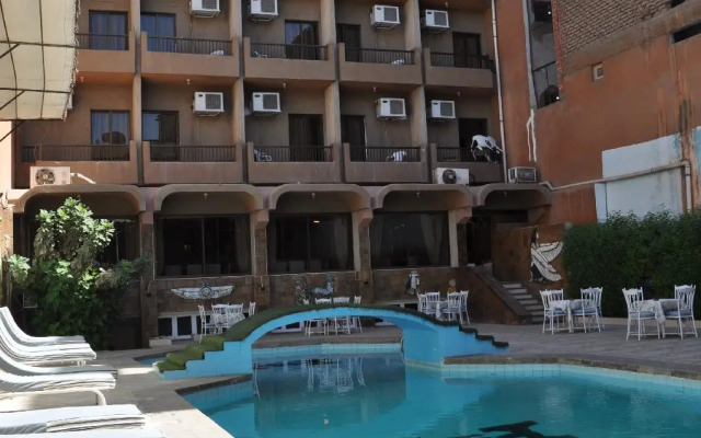 hotel shady