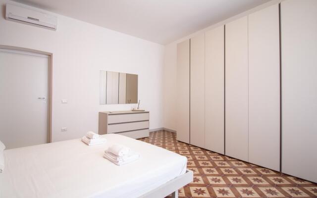 Welcomely - Xenia Boutique House 3