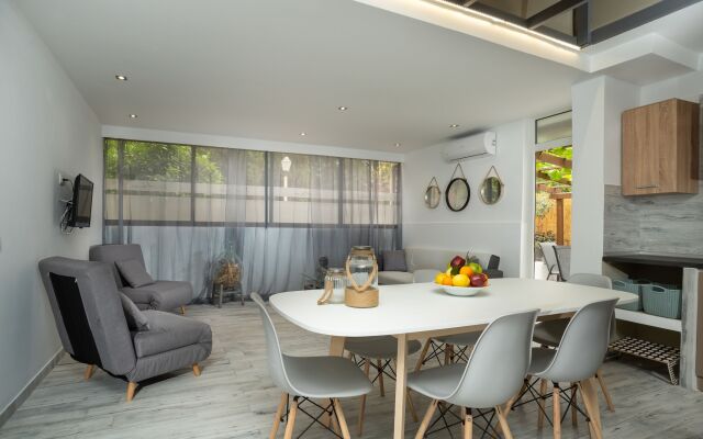 Lefka Hotel, Apartments & Studios