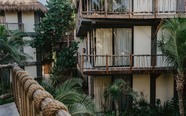 Akkuun Tulum Adults Only