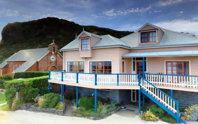 Hanlon Guest House