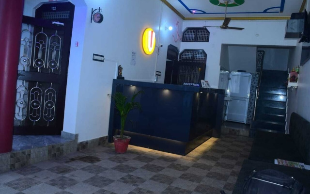 Shri Narayanam Guest House & Home Stay