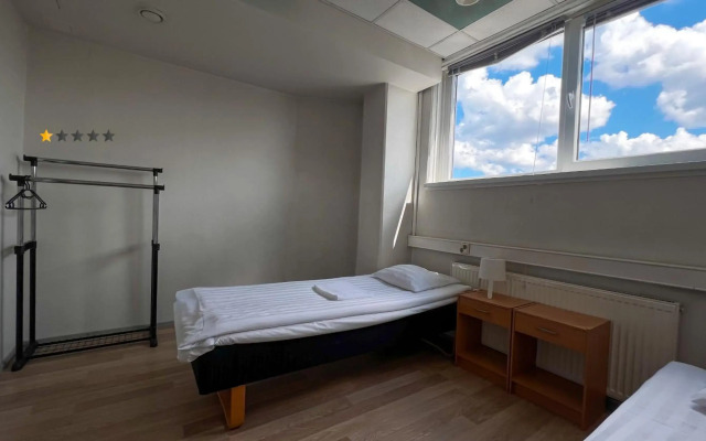 Center Hotel