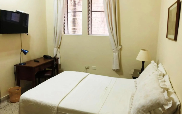 Hotel Stein Colonial