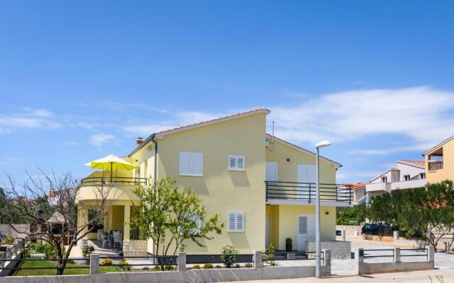 Apartments Blatančić