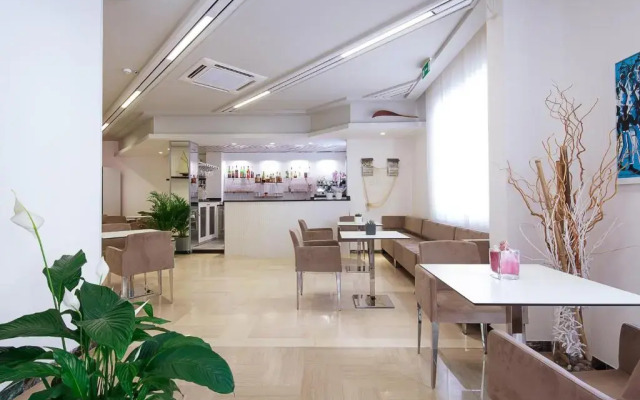 Hotel Ambra Cattolica