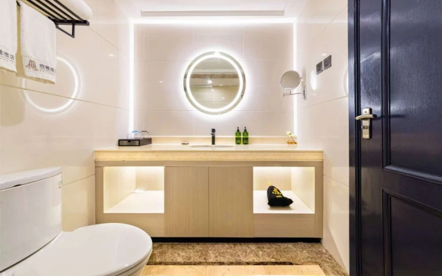 Pazhou Poya International Hotel Canton Fair Complex Modiesha Metro Exit B Branch - Free Shuttle Bus to Canton Fair Complex During Canton Fair Period