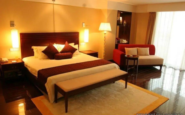 Oak Bay Garden Hotel