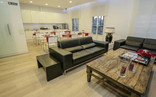 THE 8 Boutique B&B