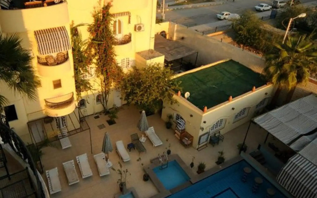 Nile Valley Hotel & Restaurant