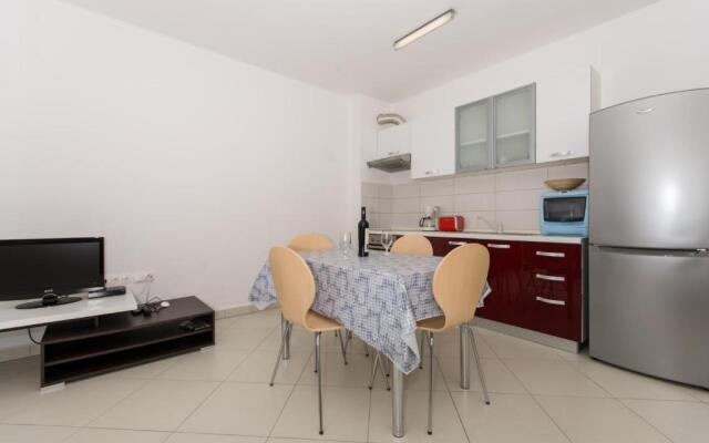 Apartment Lara Iva