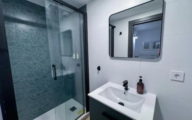 ZUR Boutique Hostel