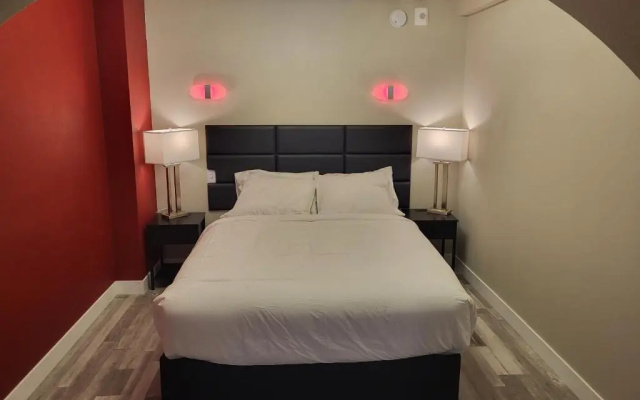 Red Fox Inn and Suites