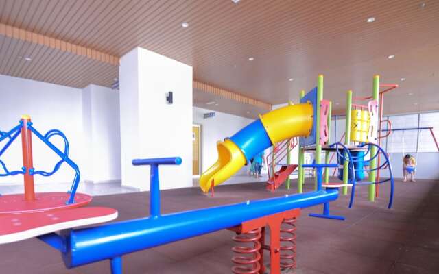 Atlantis Residence Pool View Apartment by Iconstay Melaka