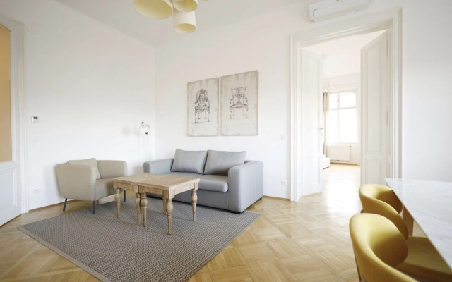 HeyMi Apartments Oper