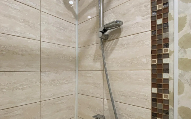 Желтый Нарцисс на улице Пархоменко