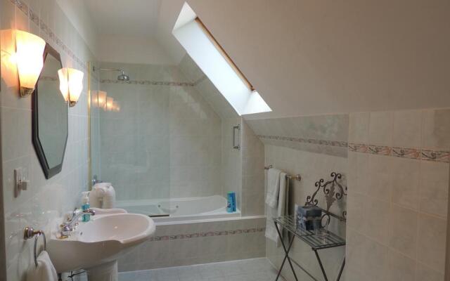 Château la Motte Guest House