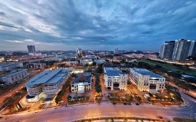 Cyberjaya  Cybersquare Studio by Beestay
