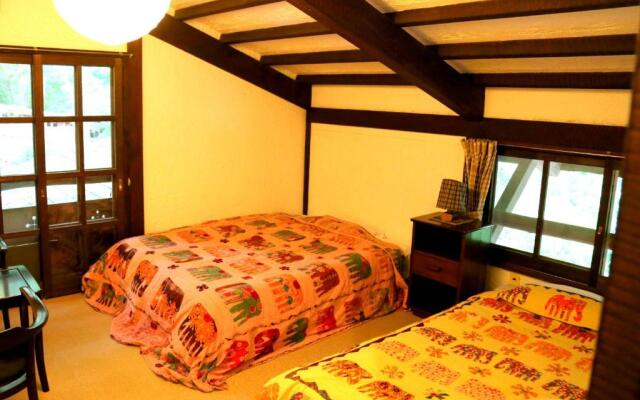 瞑想エコビレッジ イラムカラプテ