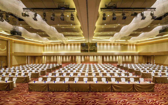 Pullman Linyi Lushang