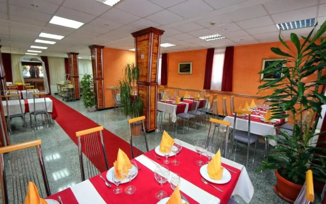 Hotel Podostrog