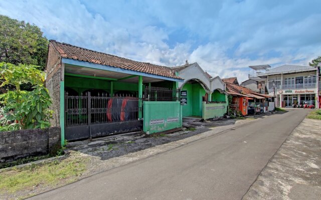 SPOT ON 91764 Griya Amarta Syariah