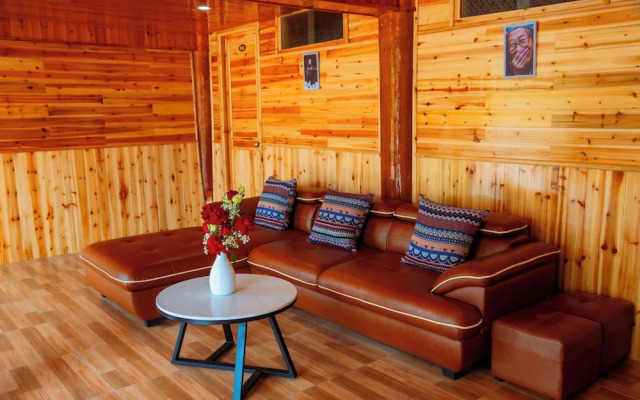 SaPa Village Retreat - Dine & Coffee