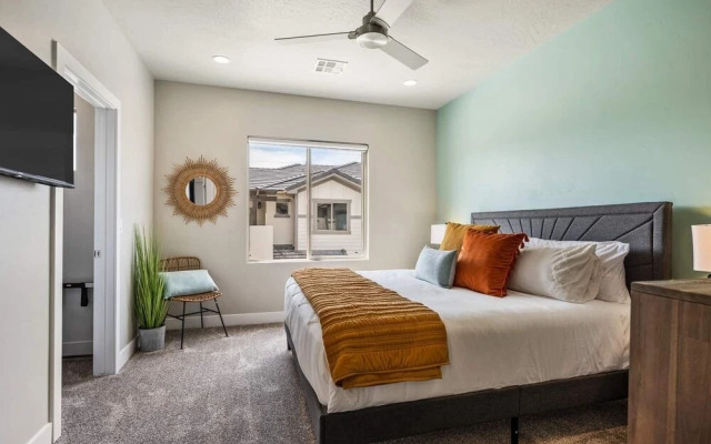 Winner, Winner! 13 Bedroom Home