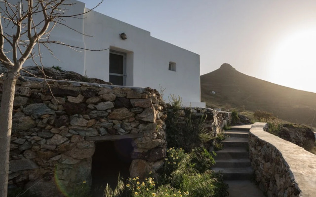 Serifos Sotiras Unique Seafront Villa